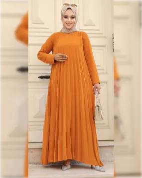 Aerobin Pleated Cut Loose Dress in Orange Shade  فستان واسع بكسرات من قماش الأيروبين باللون البرتقالي الجميل