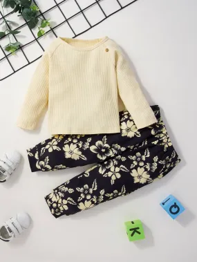 *App Exclusive* Girls Waffle Top and Floral Pants Set