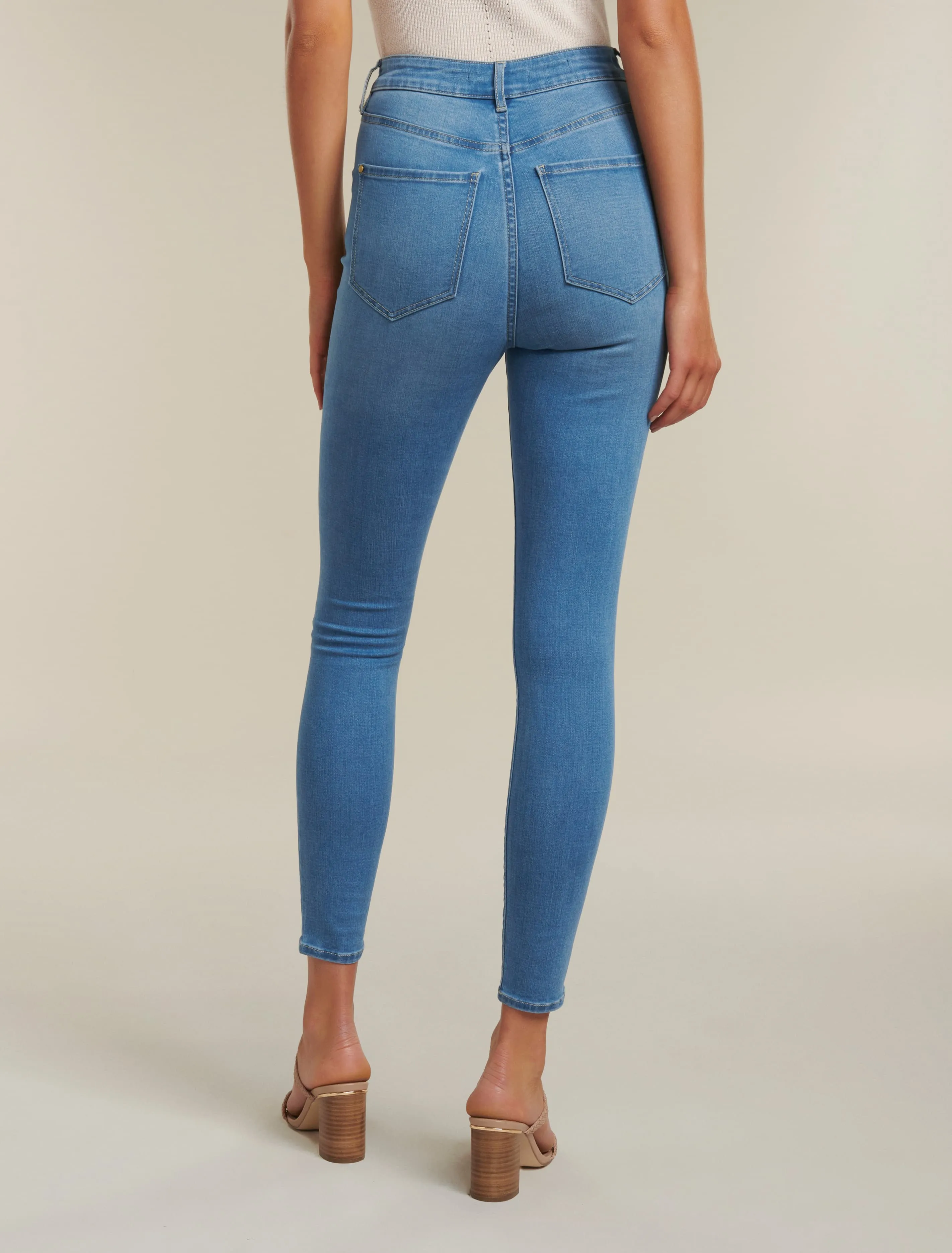 Bella High Rise Sculpting Jean