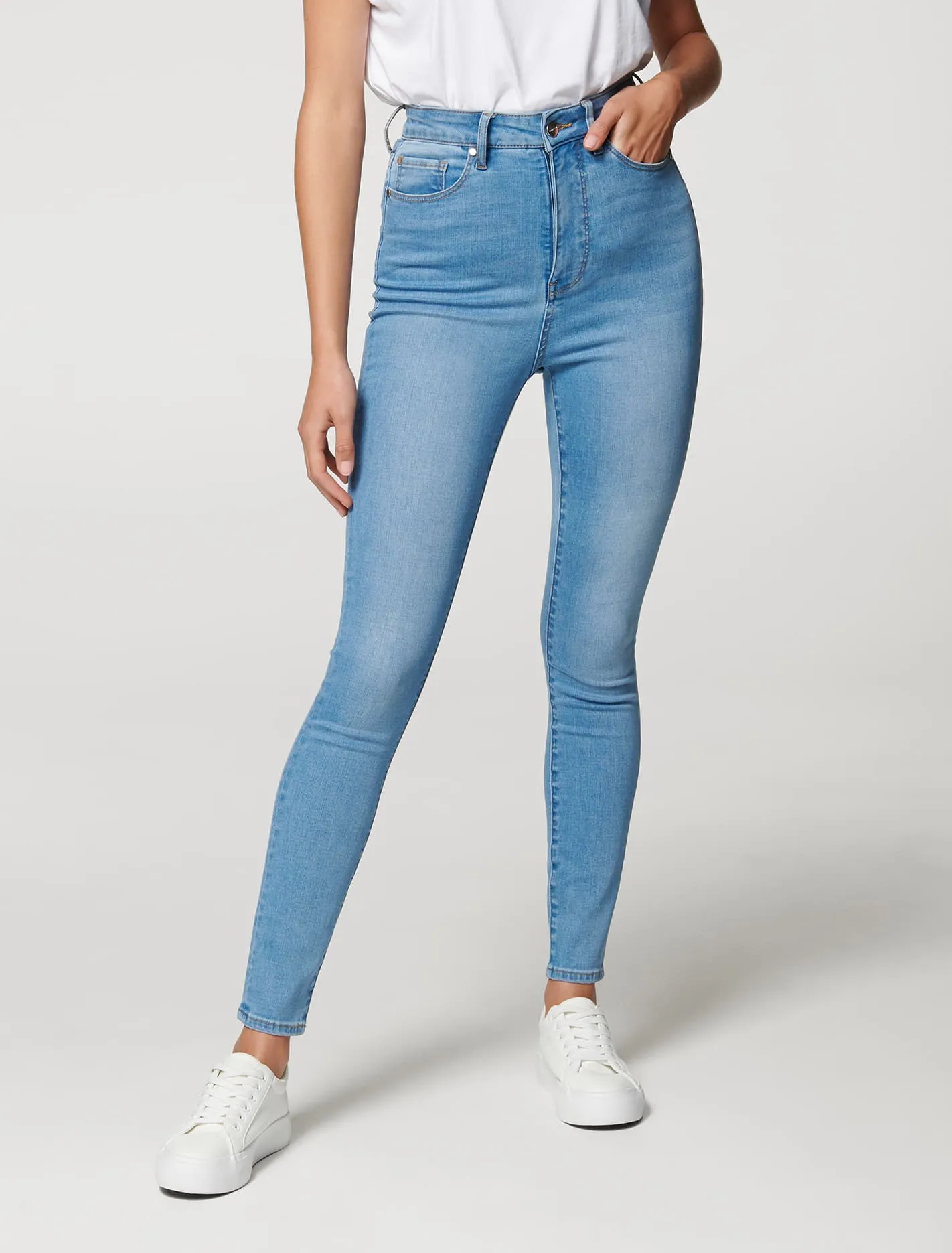 Bella High Rise Sculpting Jean