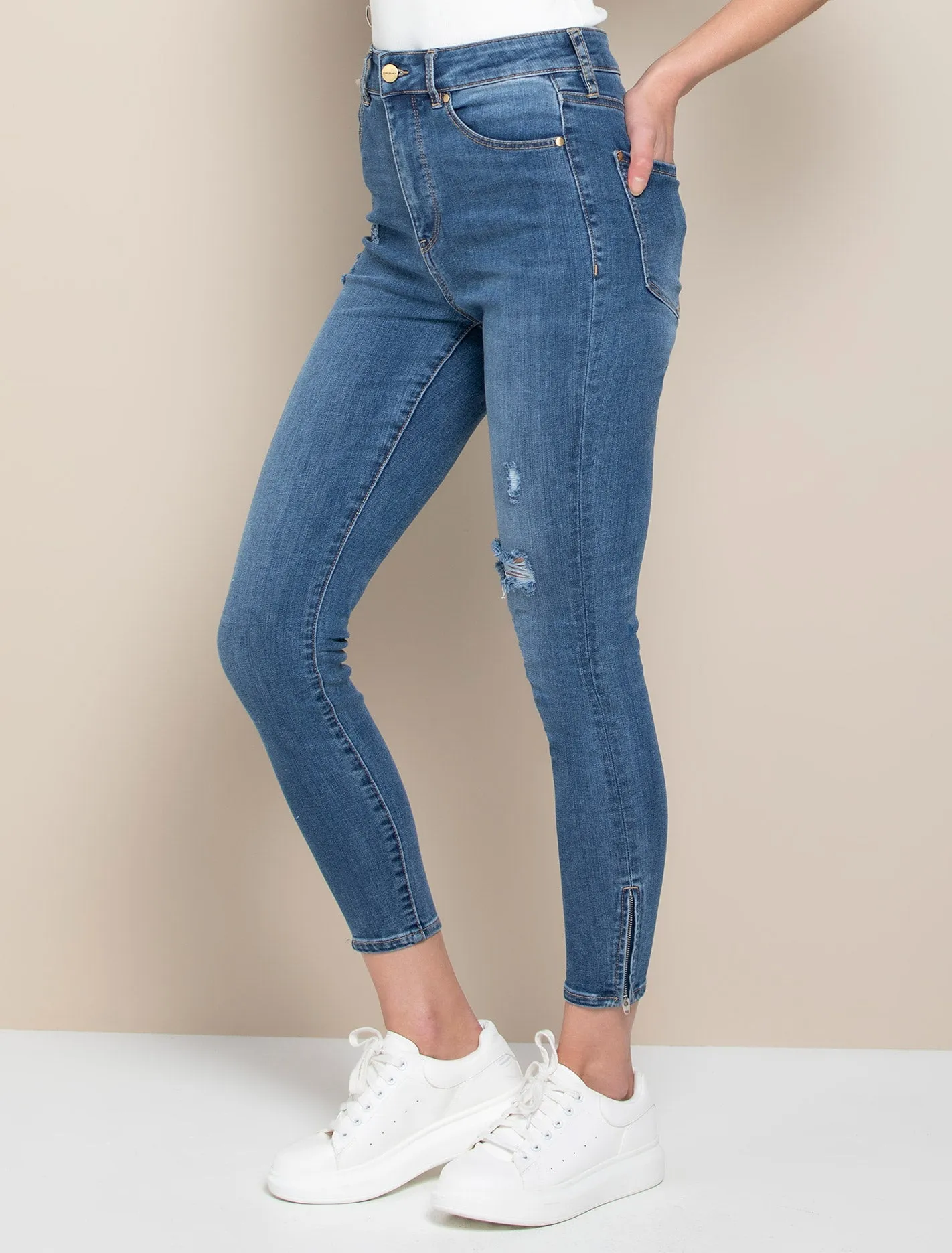 Bella Petite High Rise Sculpting Jean