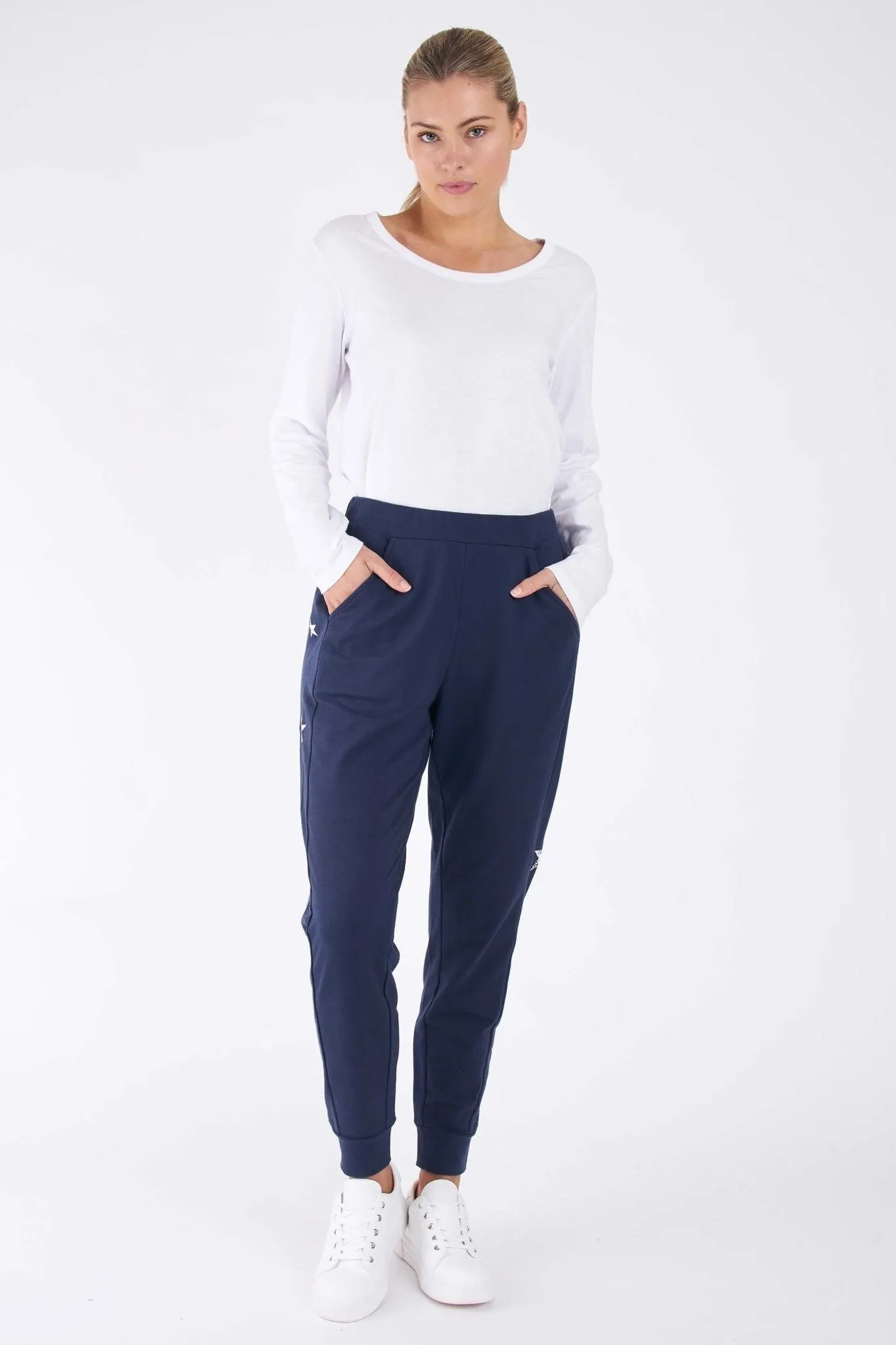 Betty Basics Lindsay Jogger in Navy Star