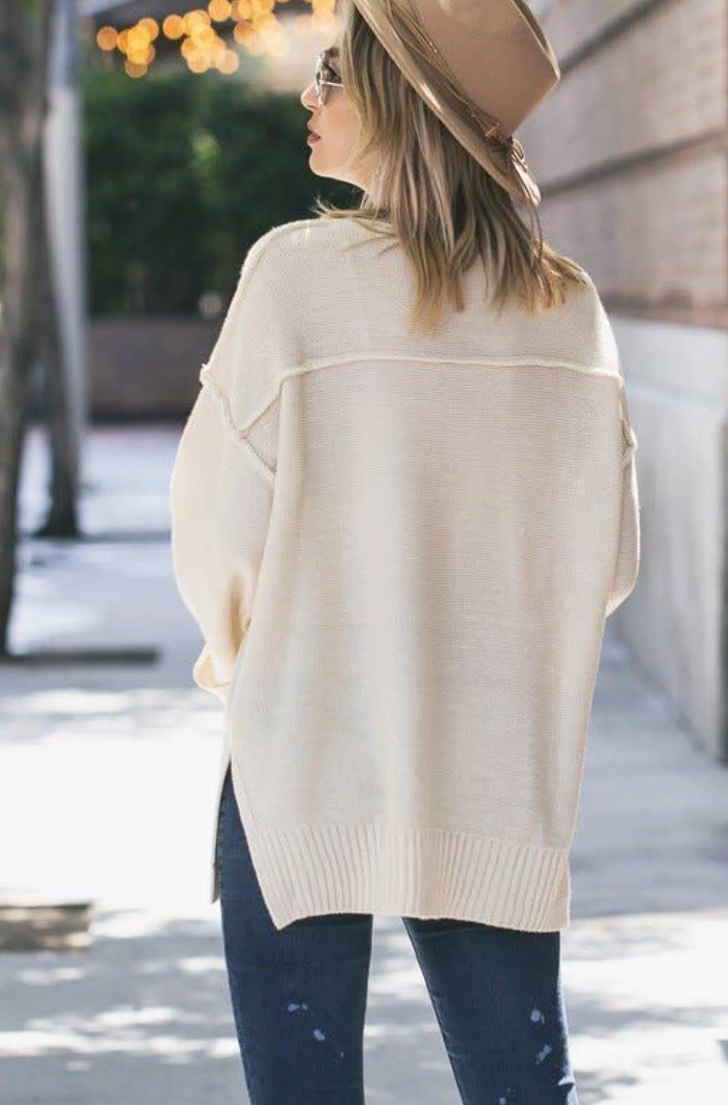 C D M Relaxed Cream V-Neck Sweater