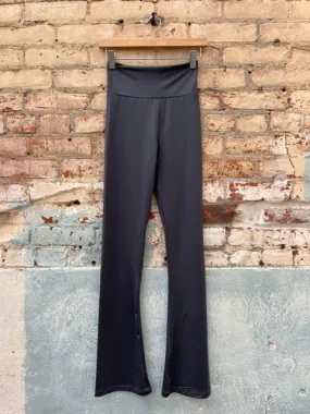 Essential Yoga Athletic Pants in Charcoal