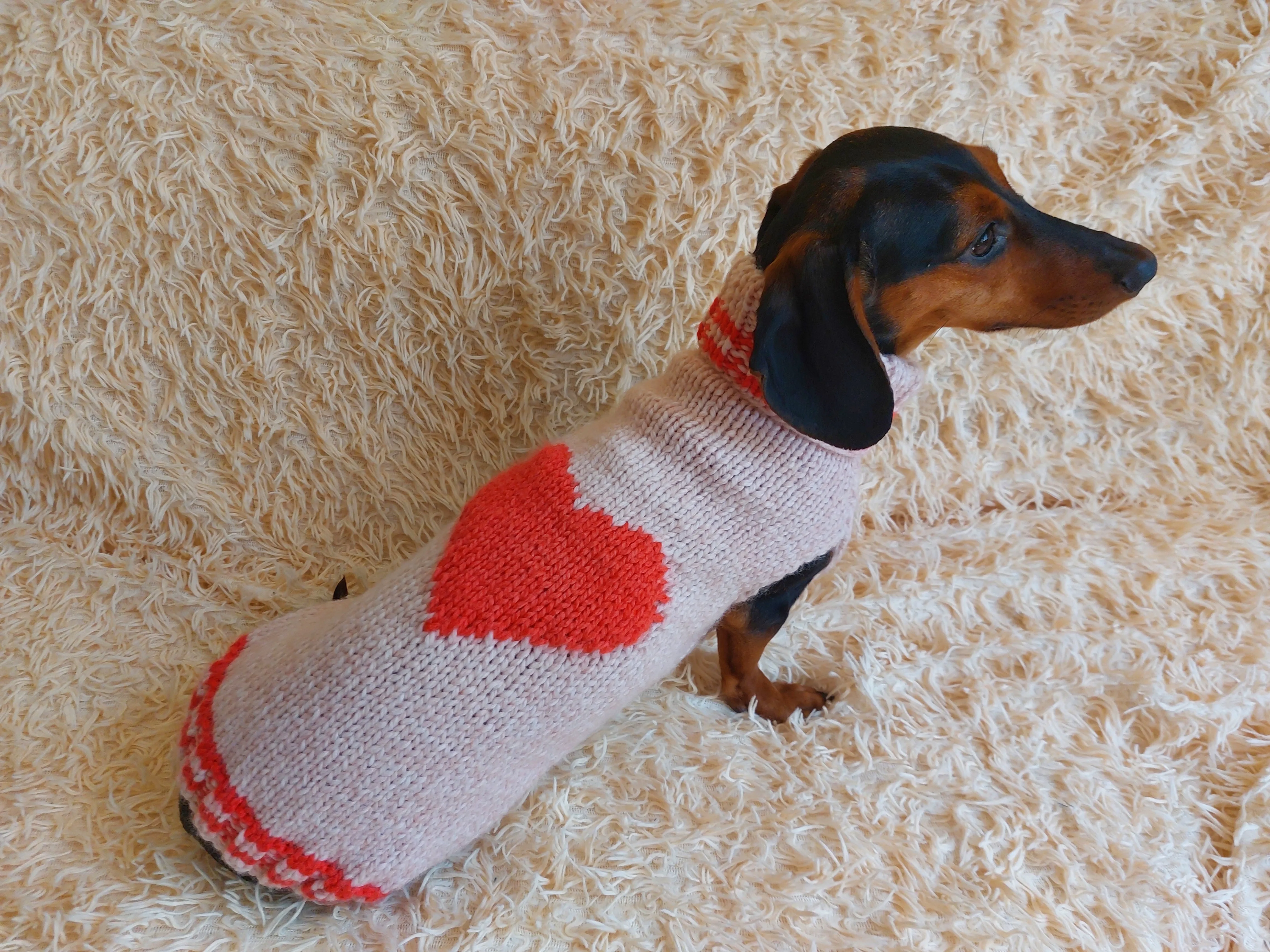 Festive Heart Pet Outfit Heart Jumper Dog Clothes Sweater Valentine's Day,Dog Lover Gift Knitted Sweater.