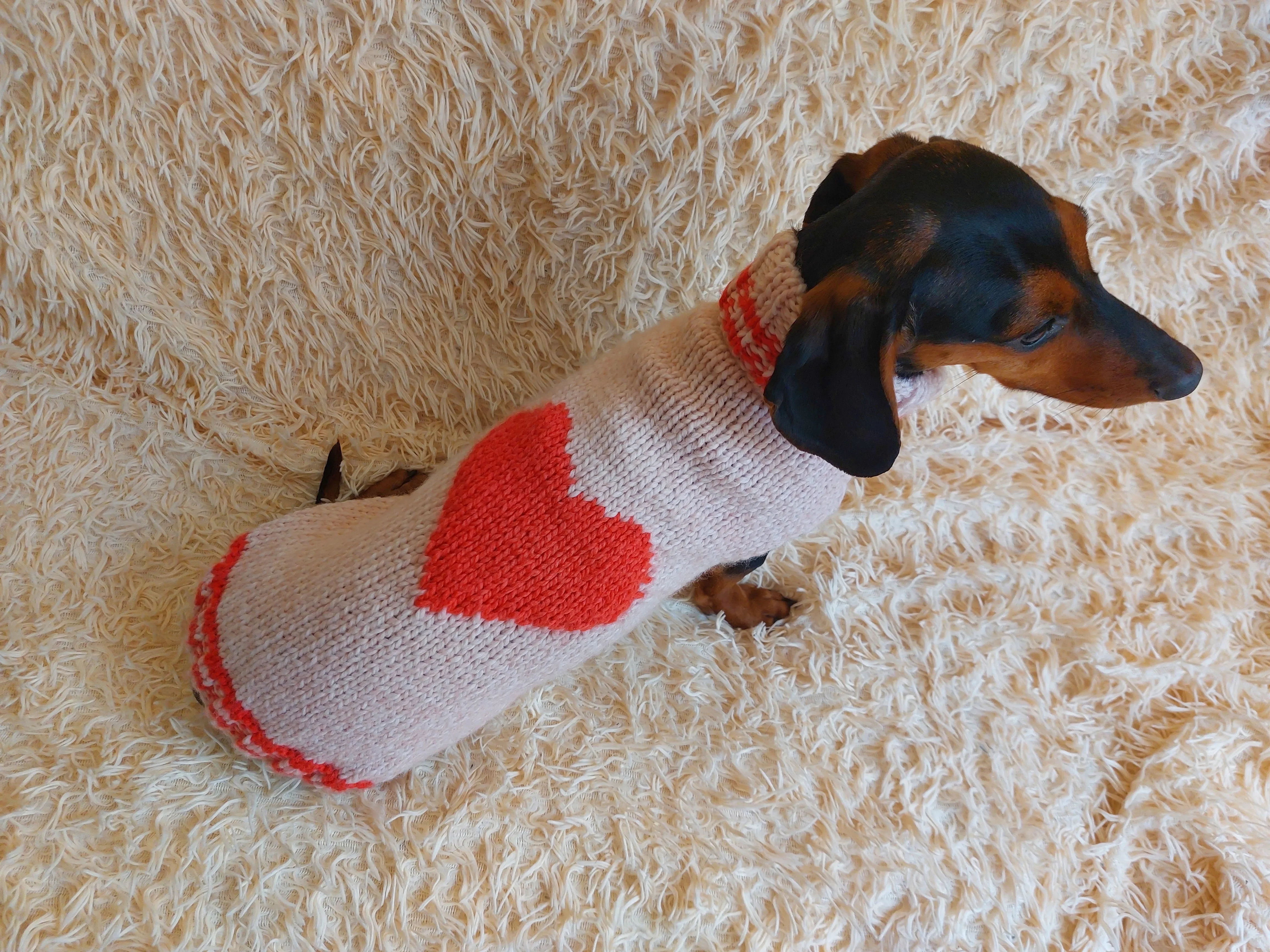 Festive Heart Pet Outfit Heart Jumper Dog Clothes Sweater Valentine's Day,Dog Lover Gift Knitted Sweater.