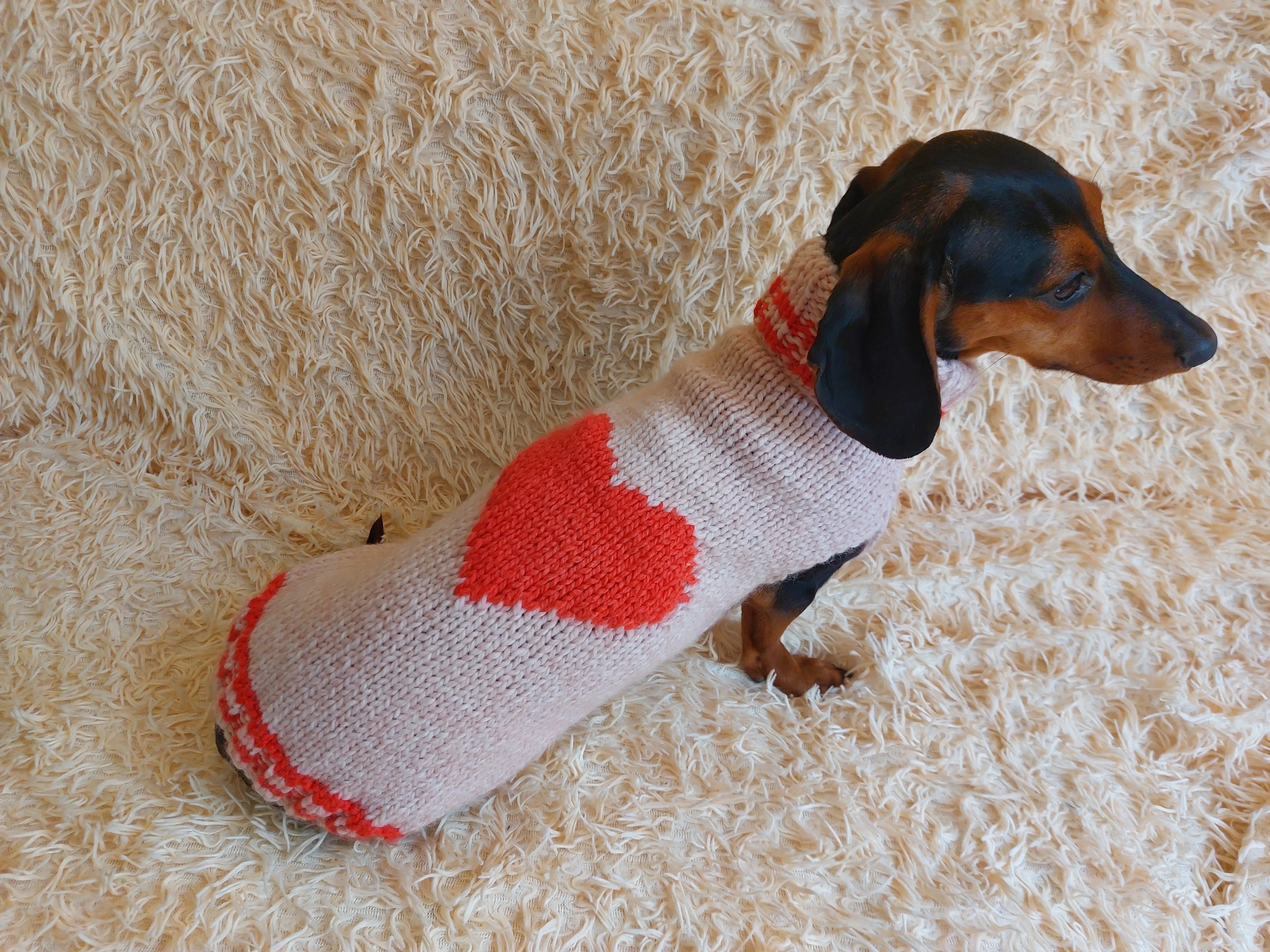 Festive Heart Pet Outfit Heart Jumper Dog Clothes Sweater Valentine's Day,Dog Lover Gift Knitted Sweater.