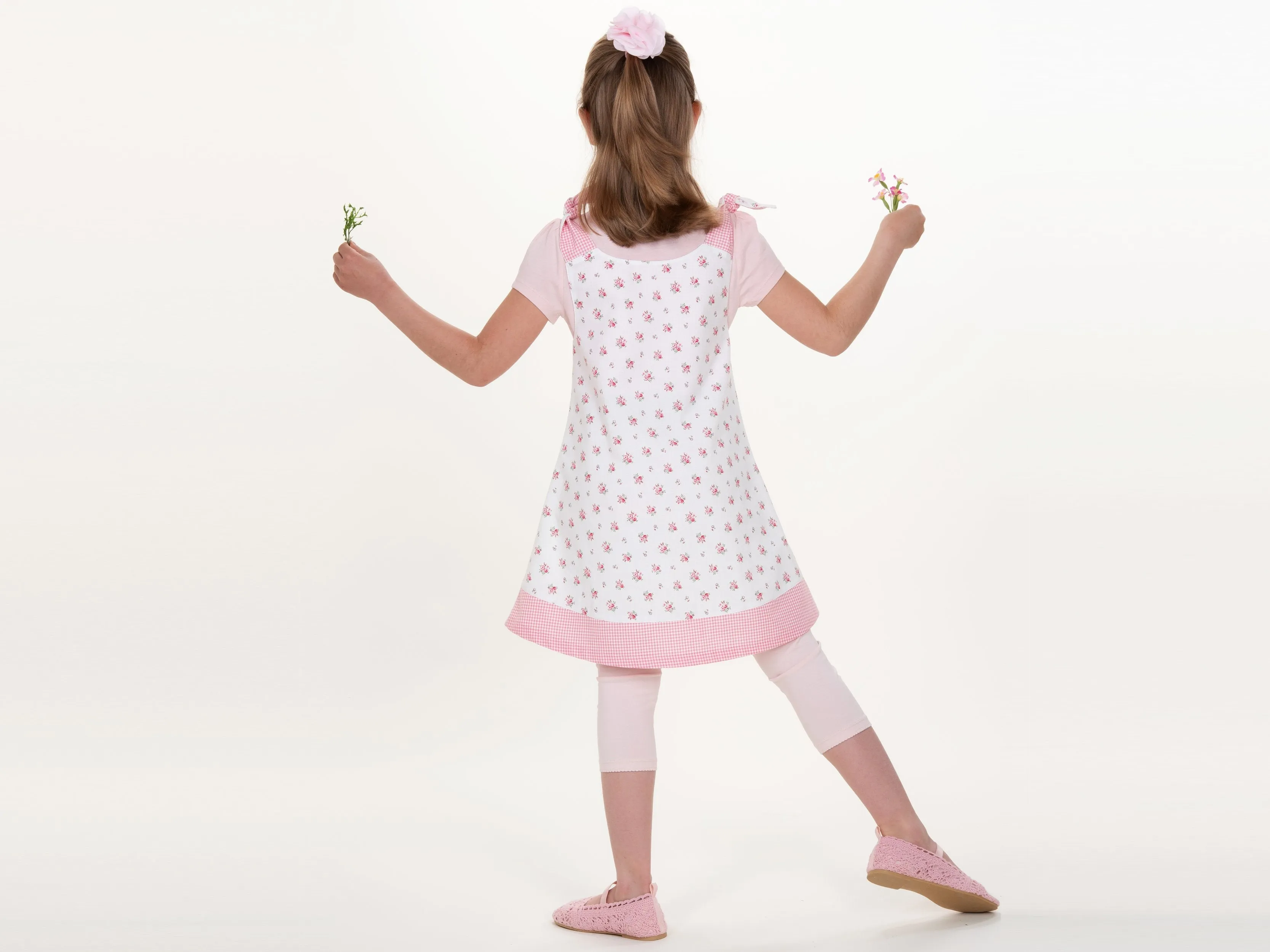 Girls dress pinafore sewing pattern Ebook pdf ANTONIA by Patternforkids