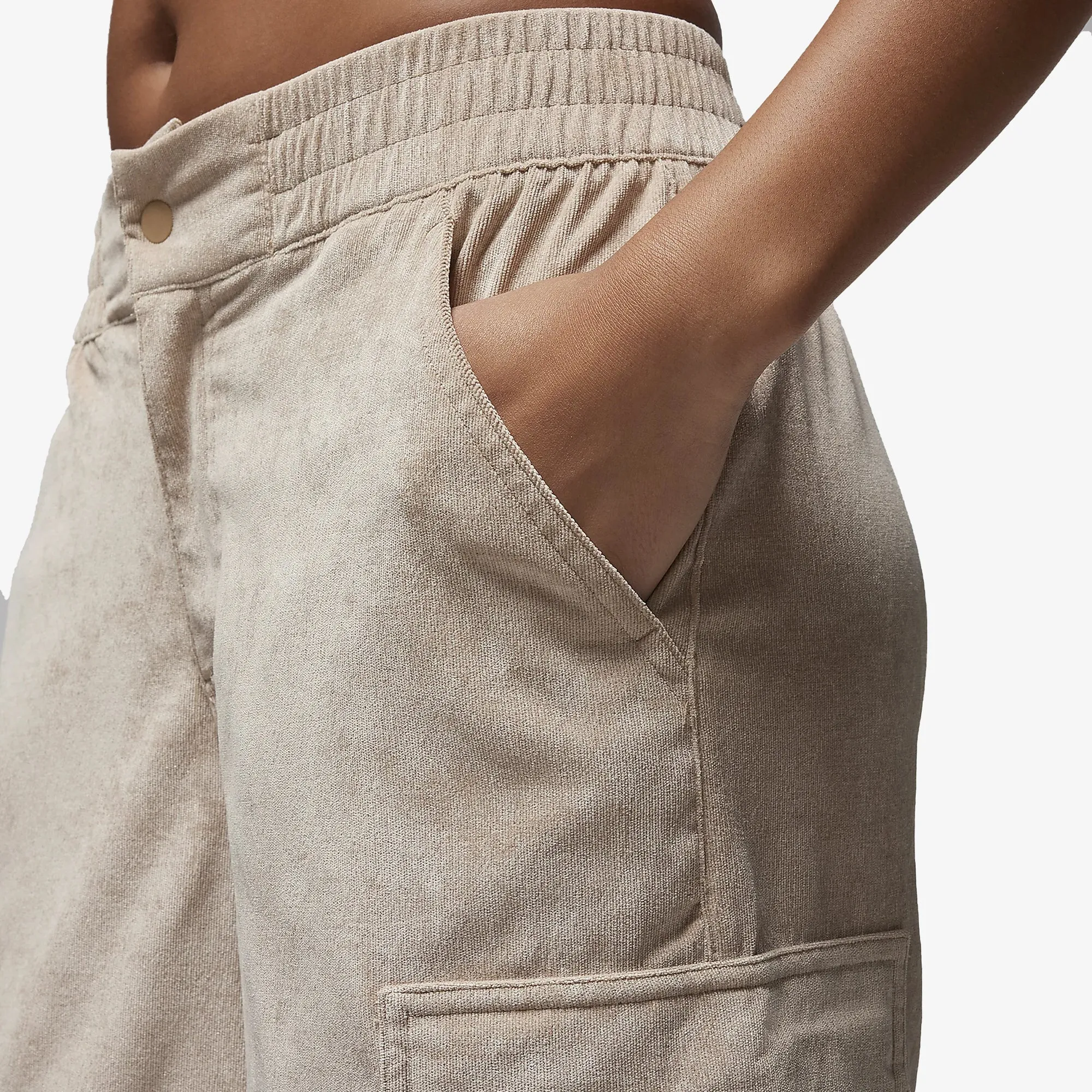 Jordan | WMN'S CORDUROY CHICAGO PANTS  { DESERT