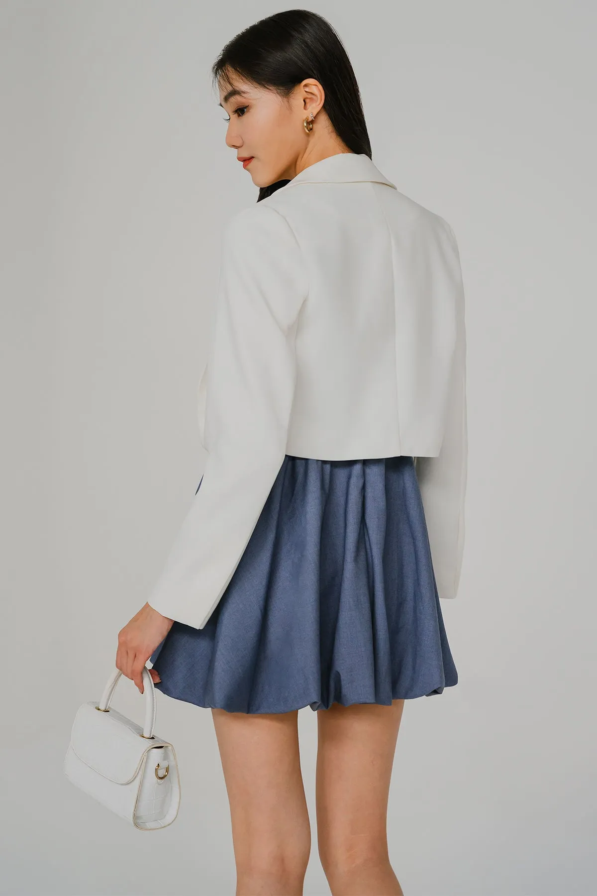 Metropolitan Cropped Blazer (White)